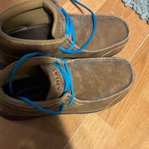 Ariat Men's Tan Boots with Blue Accents